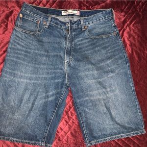 Levi men’s jeans shorts